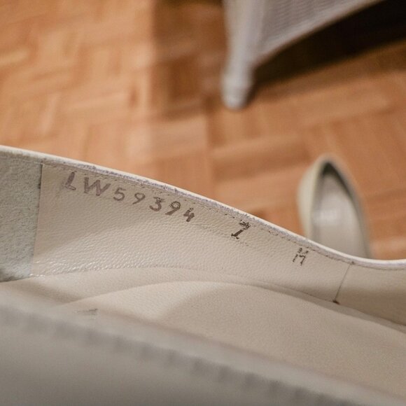 Stuart Weitzman White Patent 4 Inch Heel - Picture 12 of 13